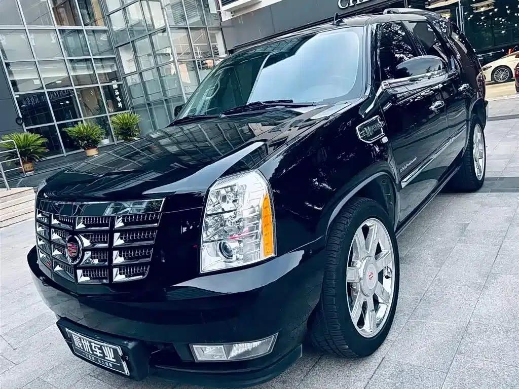 2010 Cadillac Escalade 6.0 Hybrid — миниатюра 1