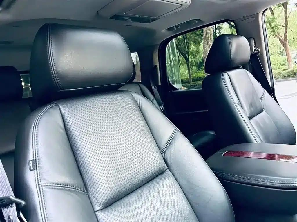 2010 Cadillac Escalade 6.0 Hybrid — миниатюра 19