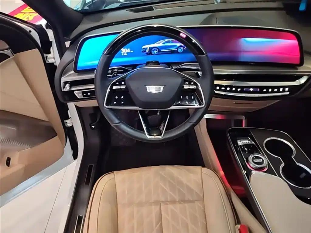 iQ Ruige 2022 Rear-Wheel Drive Long-Range Premium Edition — миниатюра 11