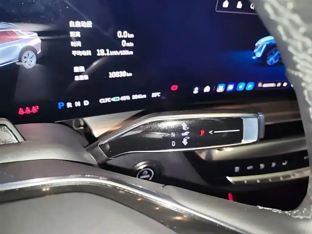 iQ Ruige 2022 Rear-Wheel Drive Long-Range Premium Edition — миниатюра 14