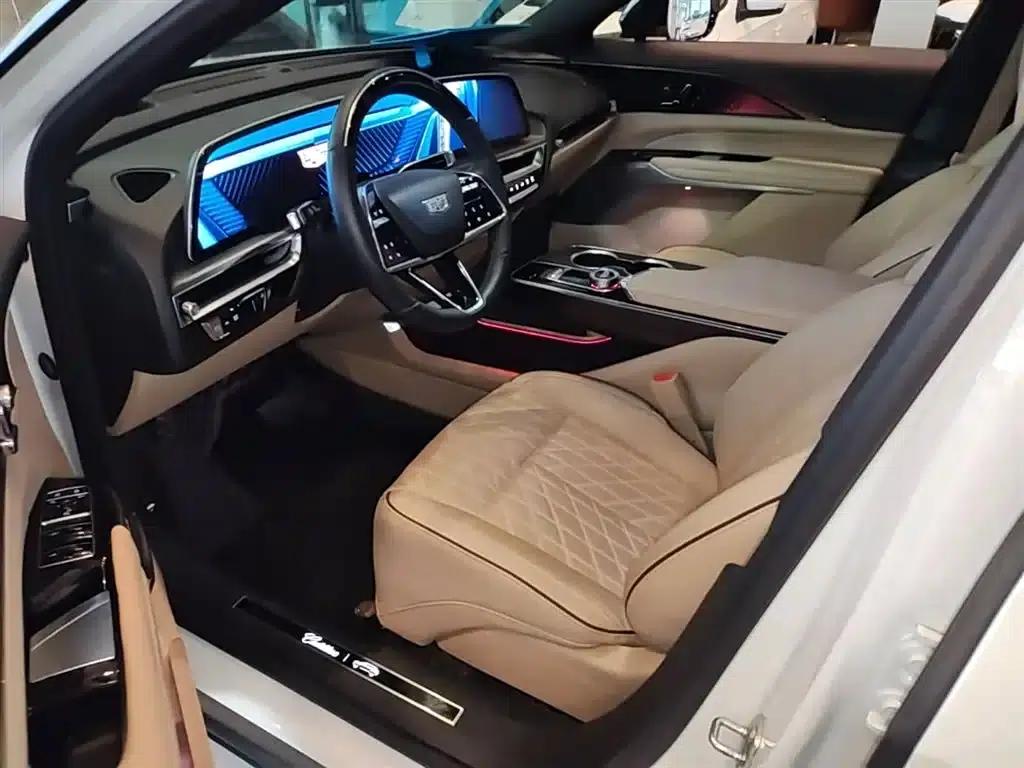 iQ Ruige 2022 Rear-Wheel Drive Long-Range Premium Edition — миниатюра 15