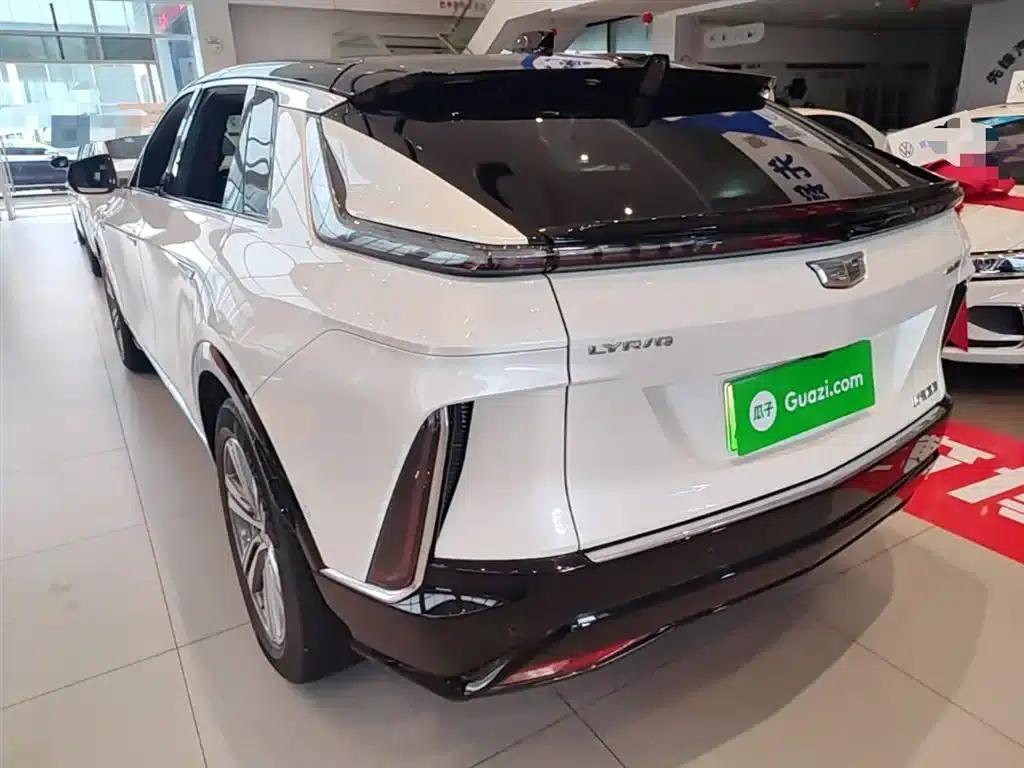 iQ Ruige 2022 Rear-Wheel Drive Long-Range Premium Edition — миниатюра 5