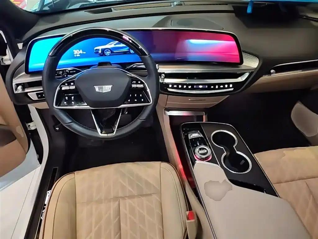 iQ Ruige 2022 Rear-Wheel Drive Long-Range Premium Edition — миниатюра 10