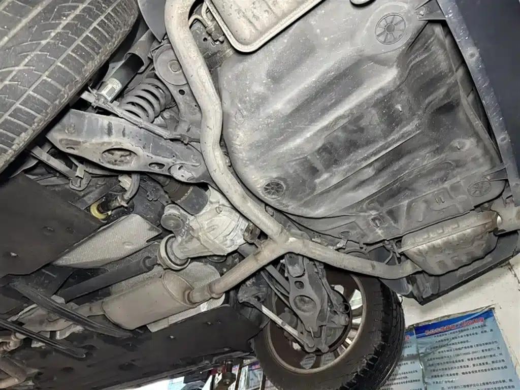 2016 Chrysler 300C Imported Model 3.0L Super Edition — миниатюра 13