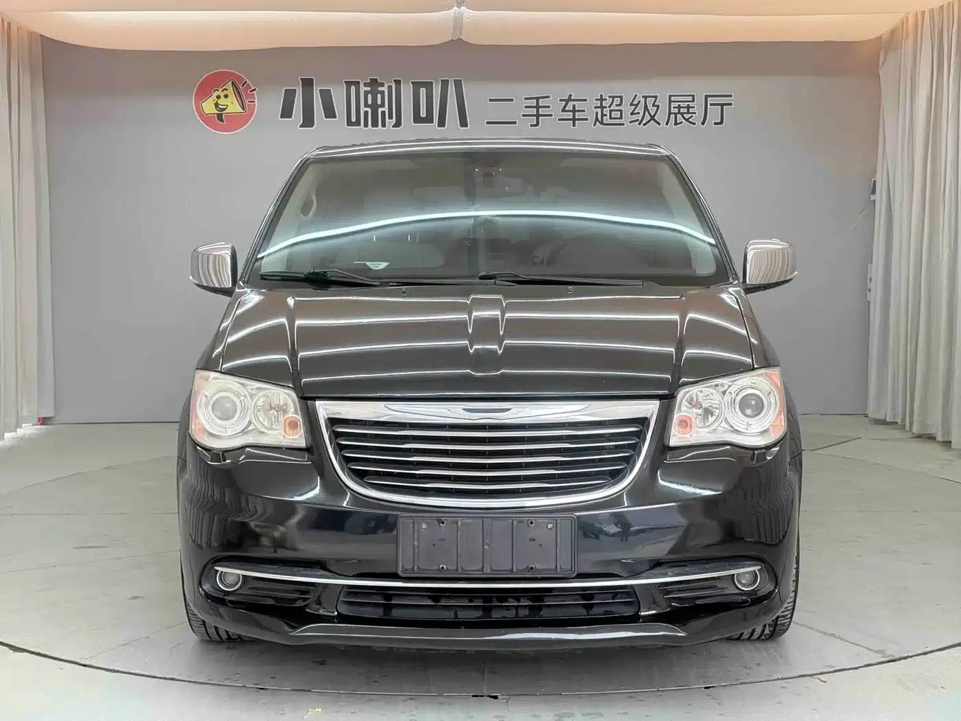 2014 Imported Grand Voyager 3.6L Comfort Edition — миниатюра 2