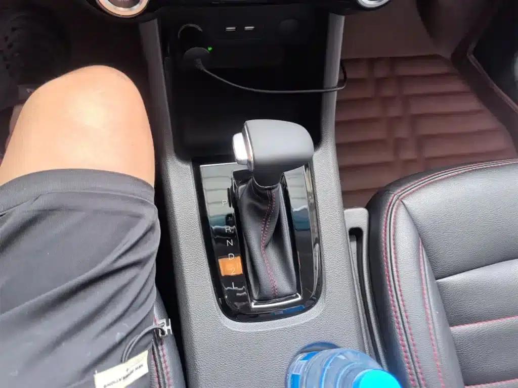 Kaiyi V3 2016 1.5L Automatic Intelligent Connectivity II Navigation Edition — миниатюра 14