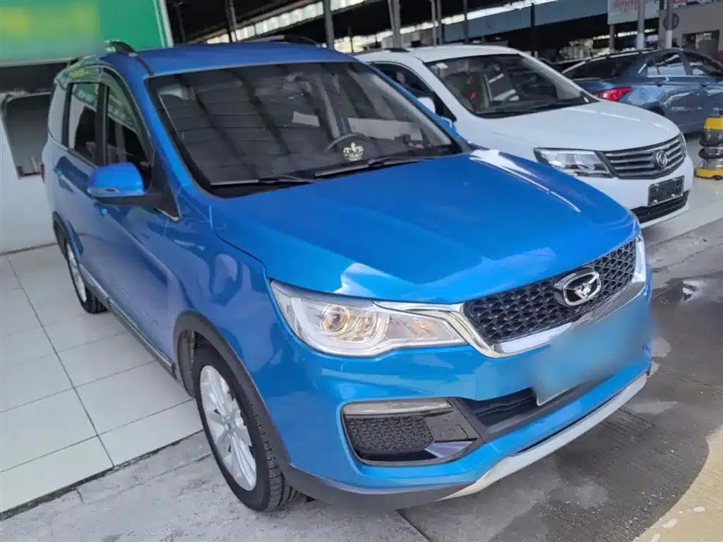 Kaiyi V3 2016 1.5L Automatic Intelligent Connectivity II Navigation Edition — миниатюра 4