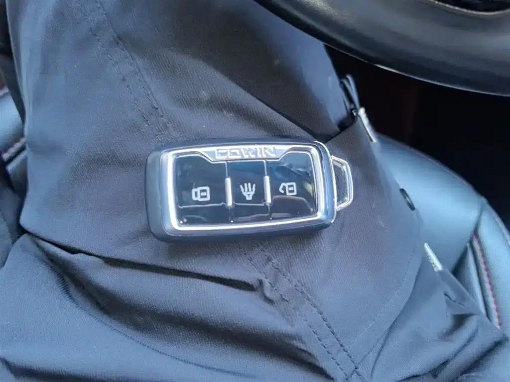 Kaiyi V3 2016 1.5L Automatic Intelligent Connectivity II Navigation Edition — миниатюра 9