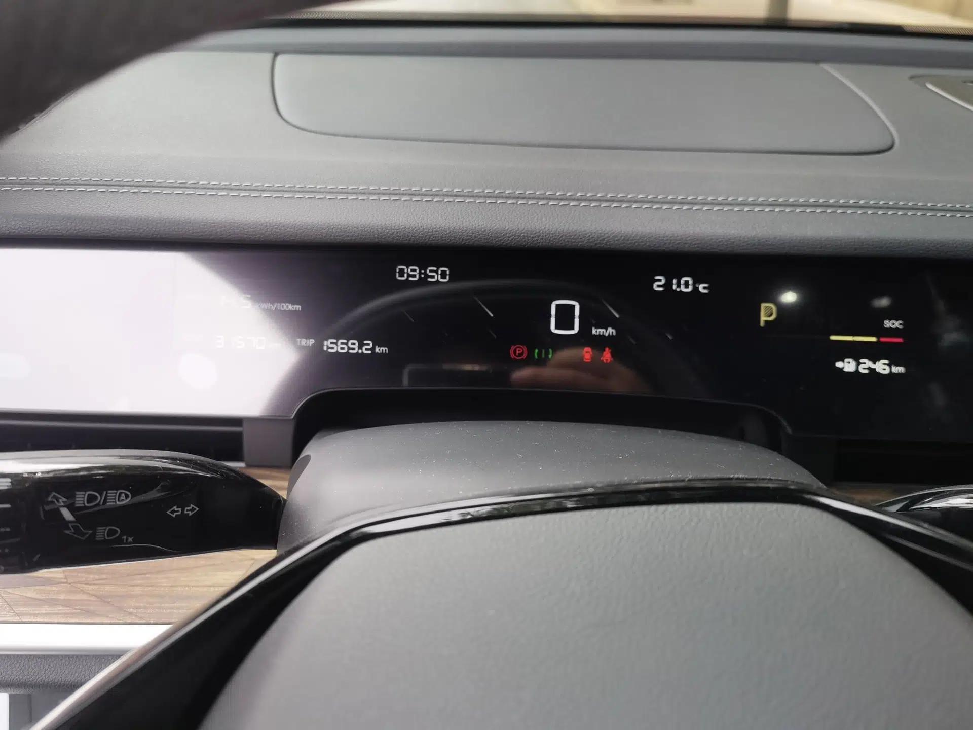 NETA S 2023 Pure Electric 520km Rear-Drive Lite Version — миниатюра 12