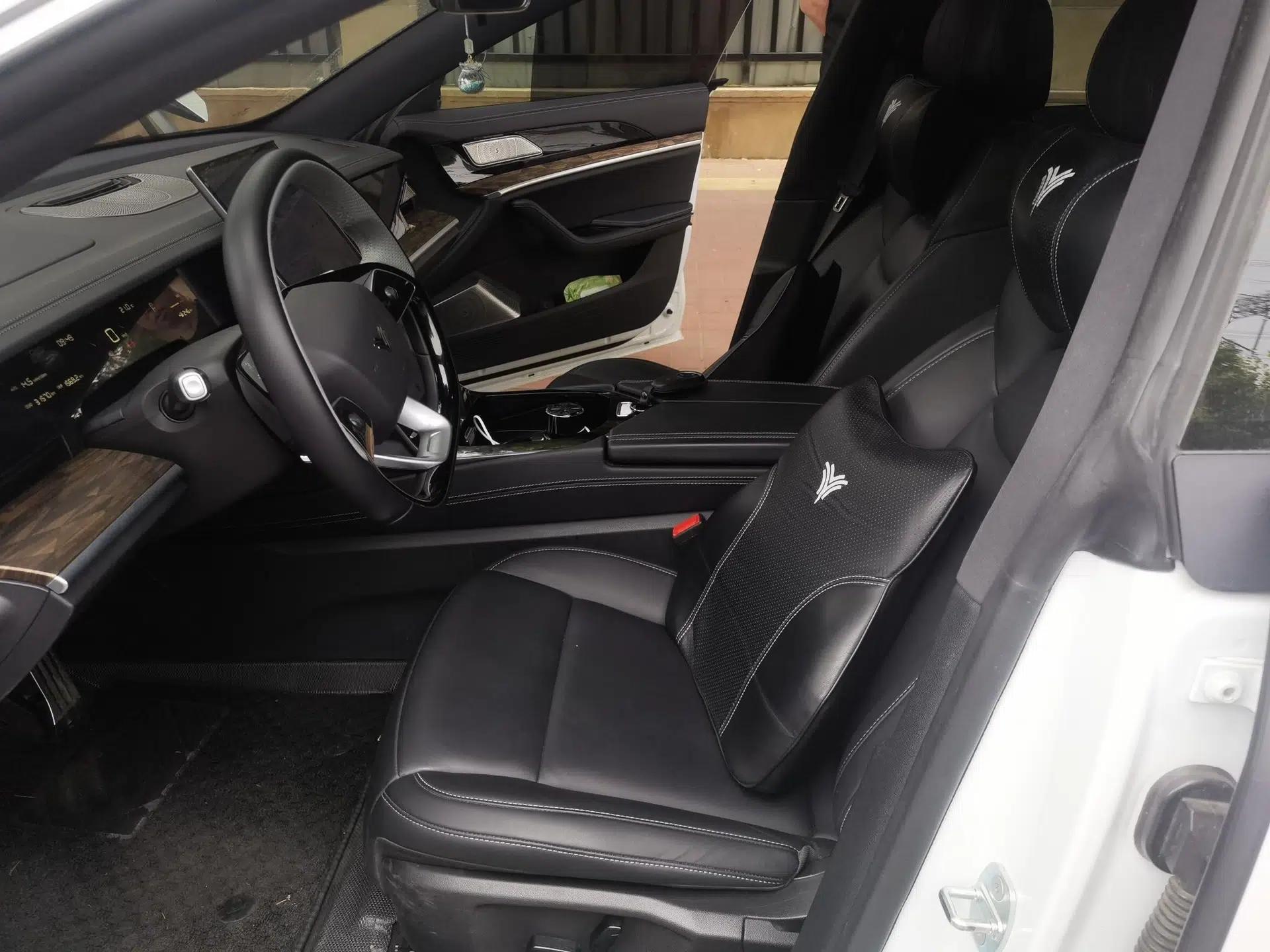 NETA S 2023 Pure Electric 520km Rear-Drive Lite Version — миниатюра 16