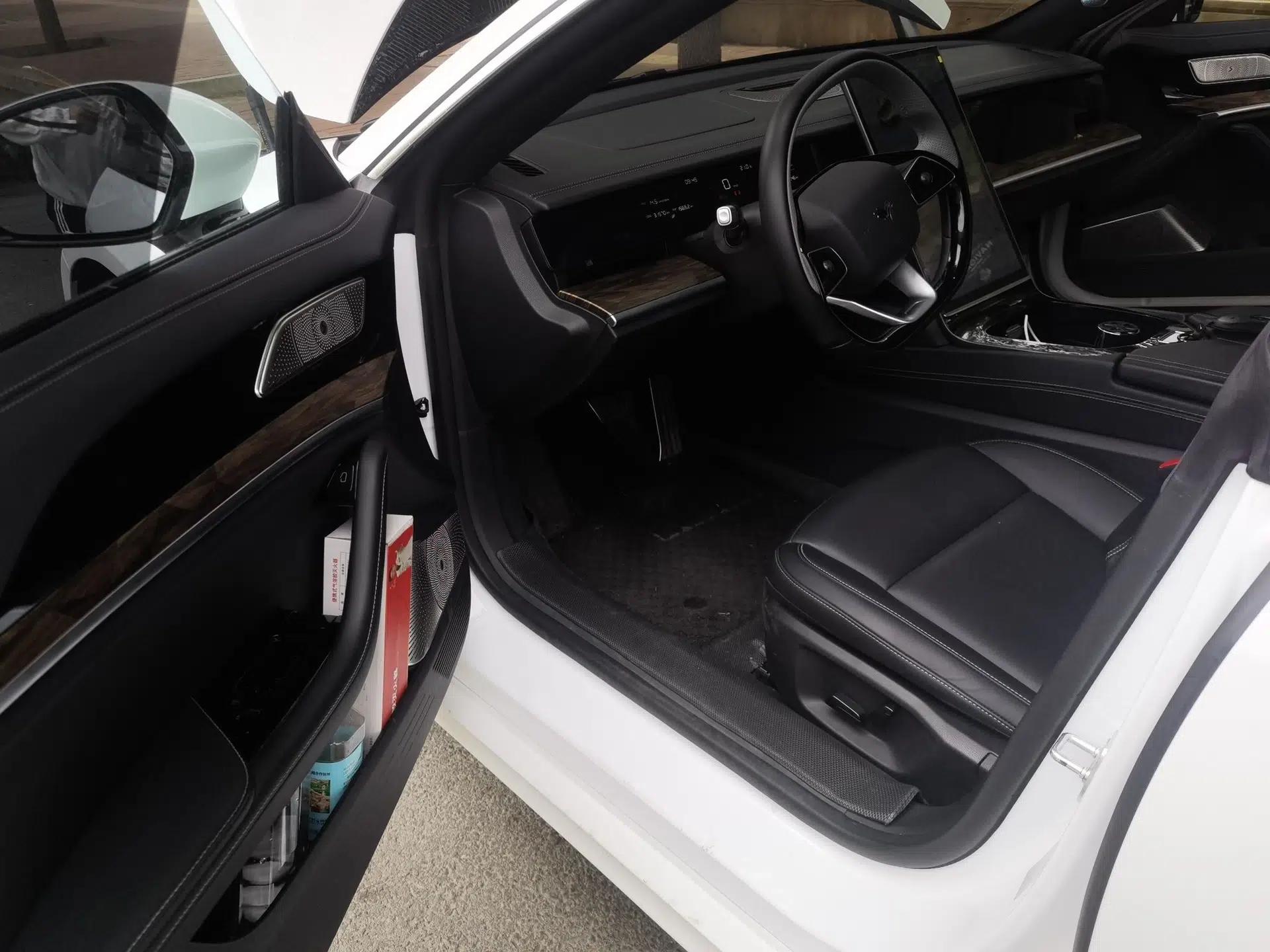 NETA S 2023 Pure Electric 520km Rear-Drive Lite Version — миниатюра 17