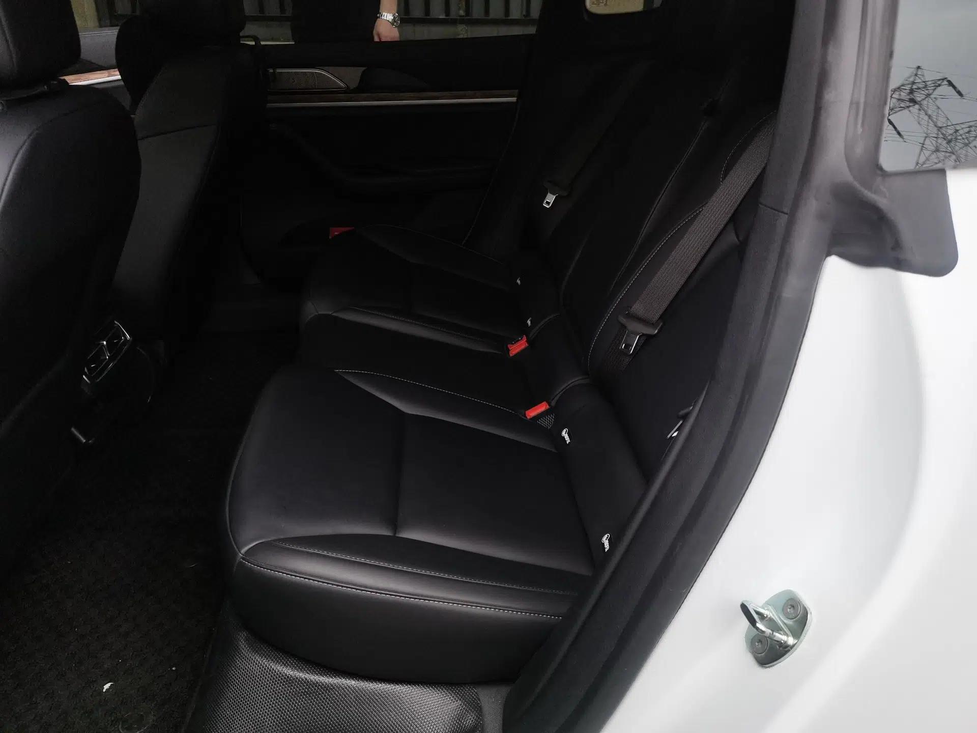 NETA S 2023 Pure Electric 520km Rear-Drive Lite Version — миниатюра 18