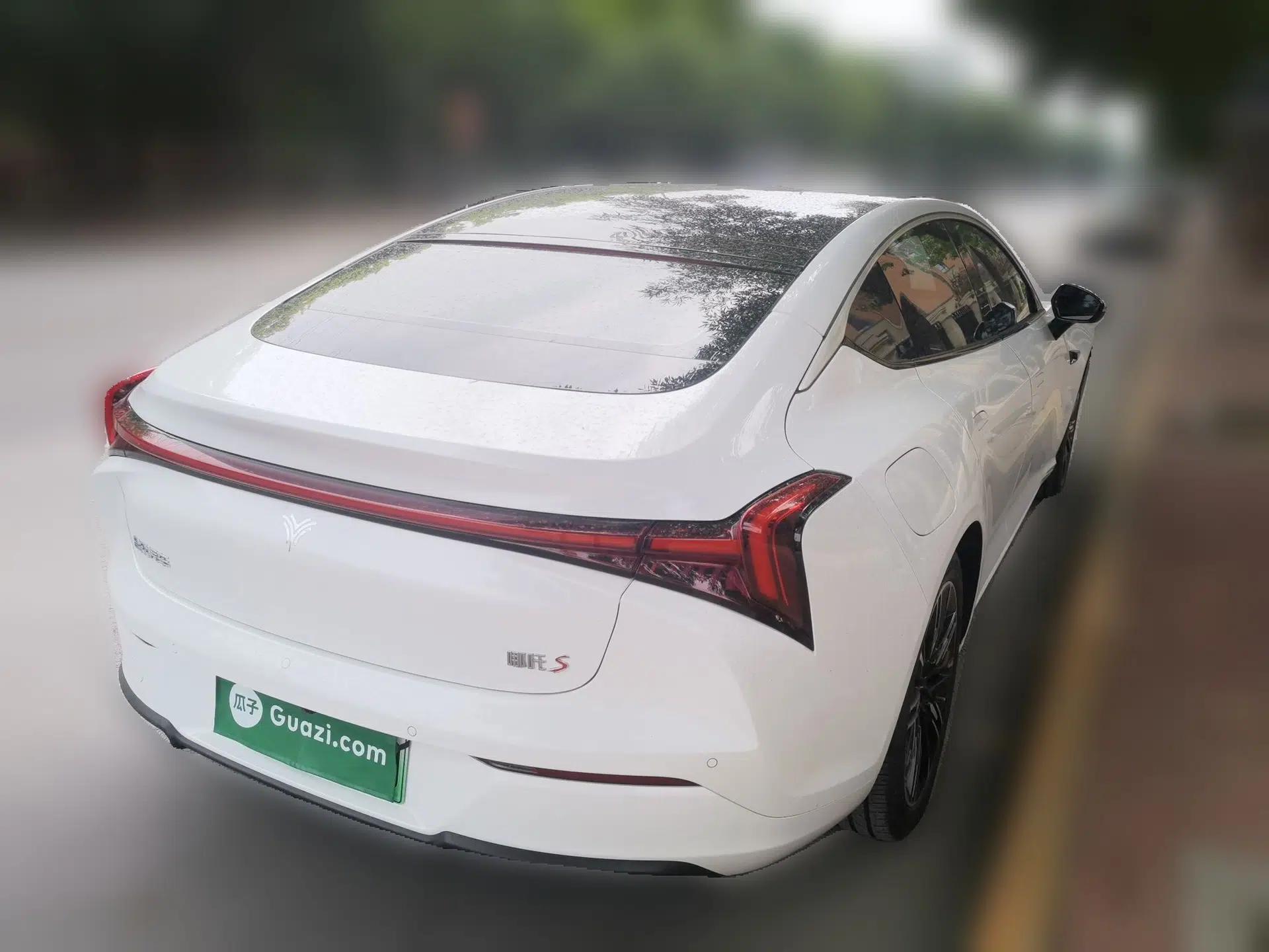 NETA S 2023 Pure Electric 520km Rear-Drive Lite Version — миниатюра 6