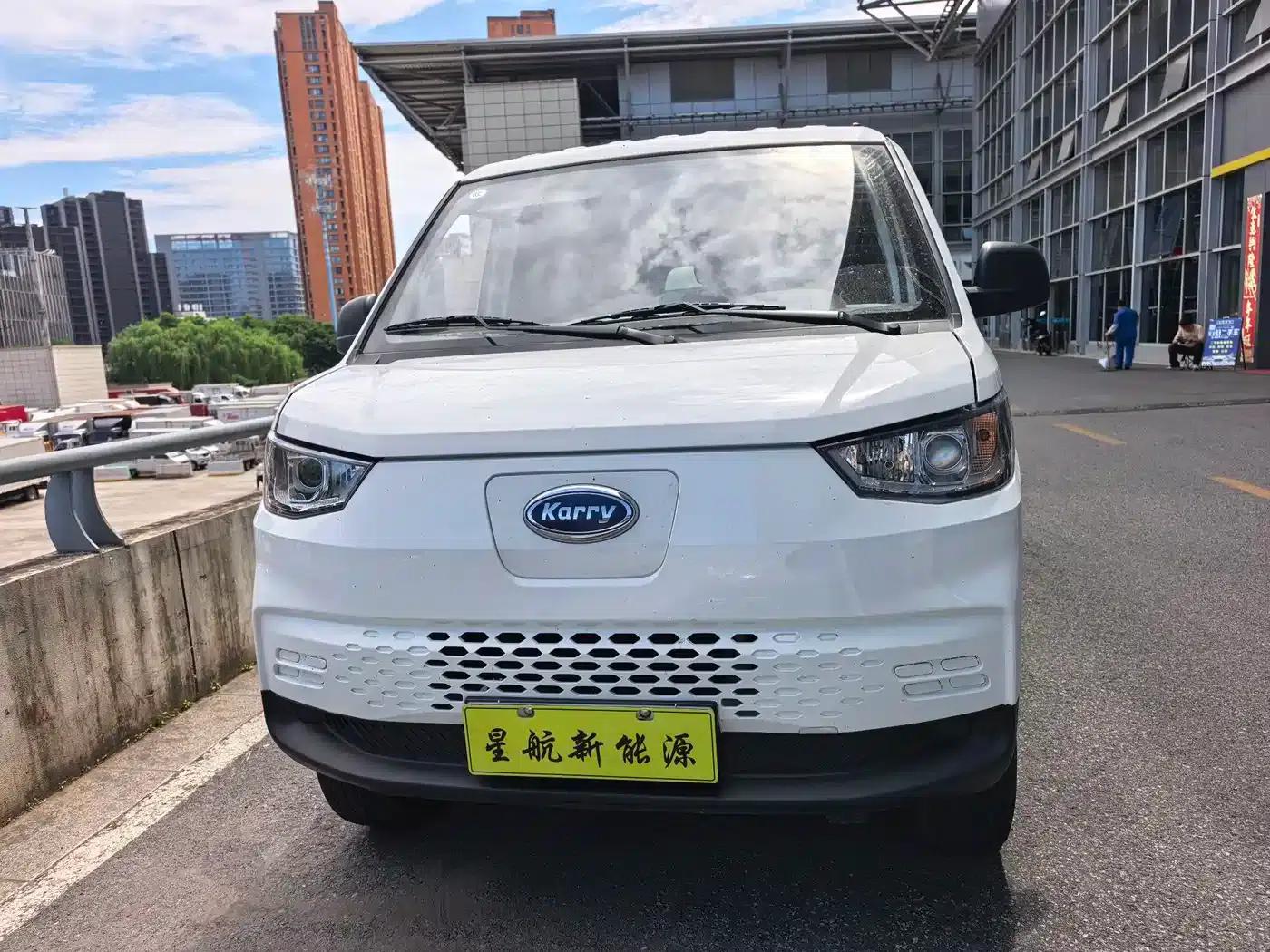Yangtze Finless Porpoise E5 2024 Model 36.8kWh 6-Seater with Window — миниатюра 3