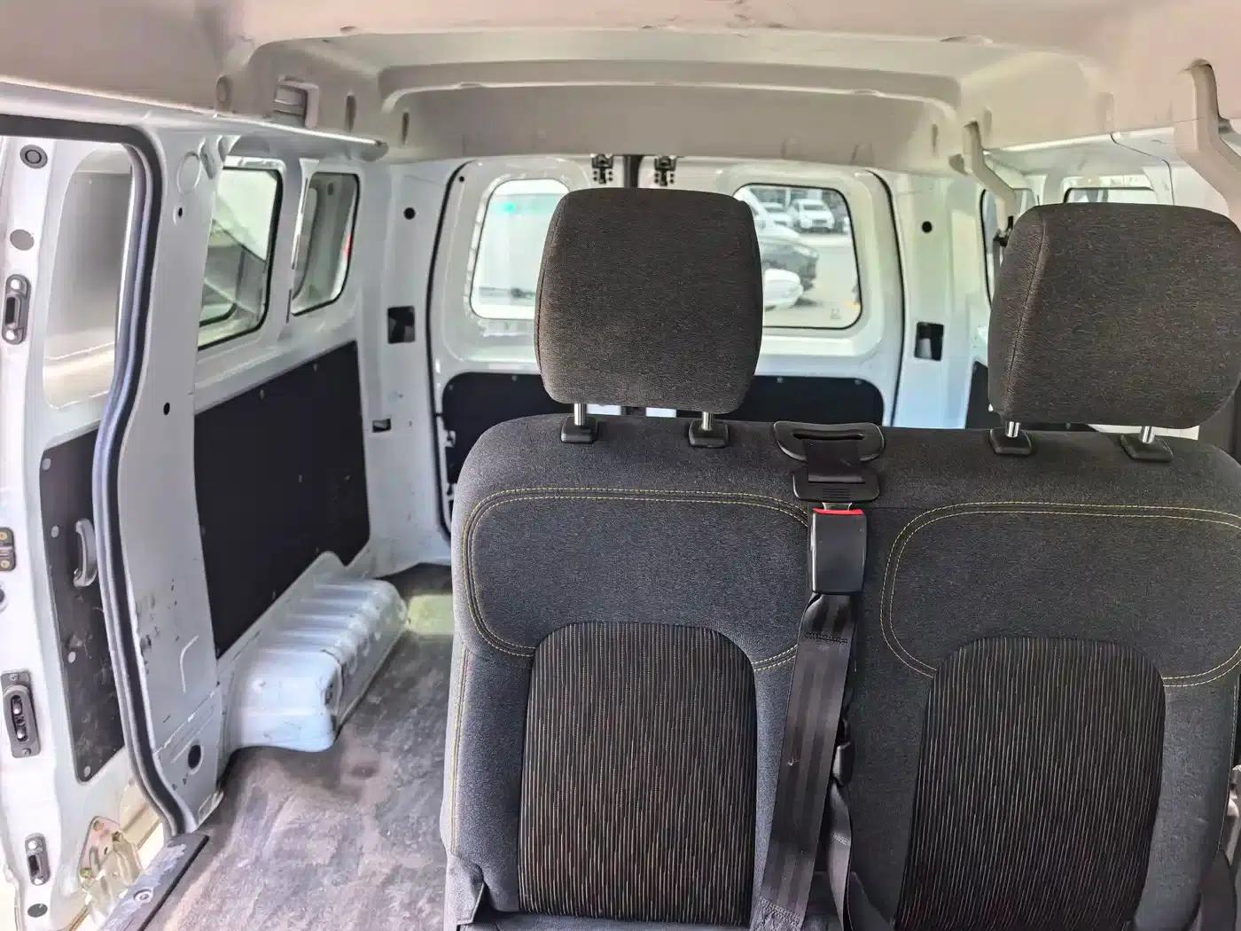 Yangtze Finless Porpoise E5 2024 Model 36.8kWh 6-Seater with Window — миниатюра 9