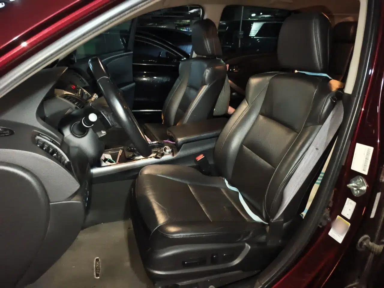 Acura RDX 2013 3.0L Two-Wheel Drive Elite Edition — миниатюра 16