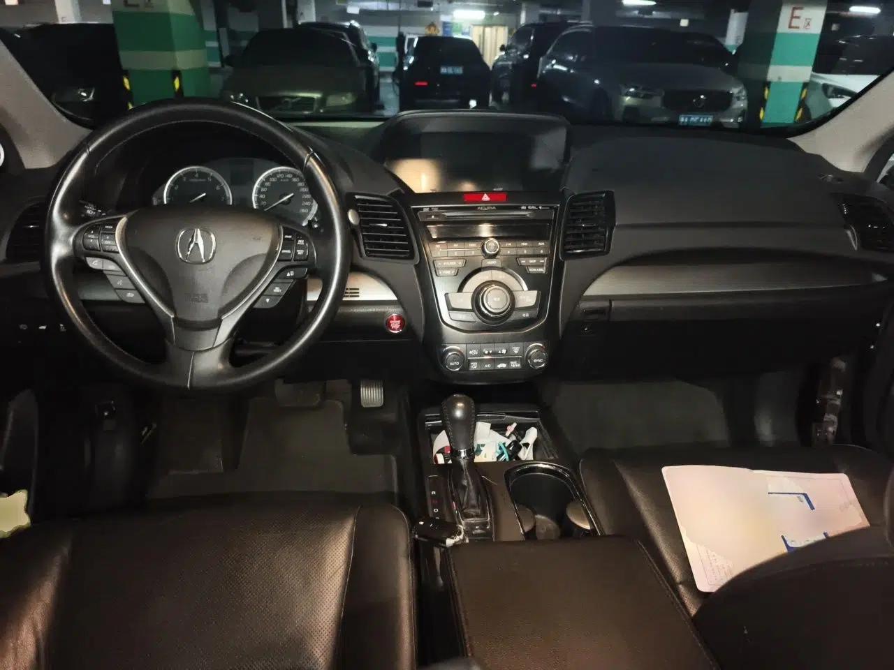 Acura RDX 2013 3.0L Two-Wheel Drive Elite Edition — миниатюра 10