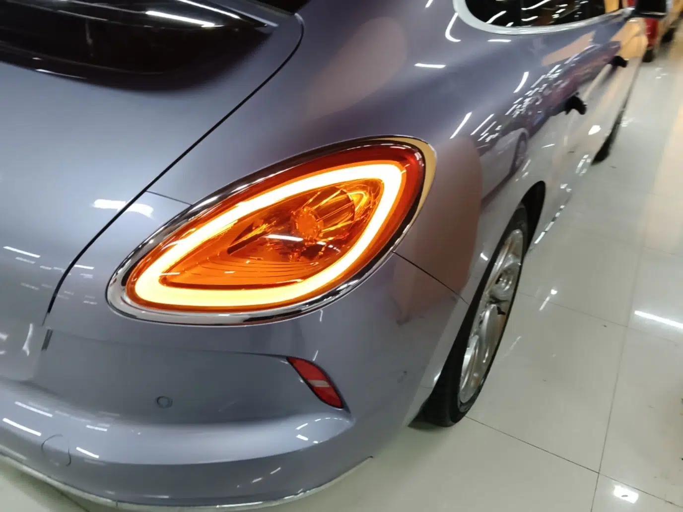 ORA Lightning Cat 2022 555 km Luxury Edition — миниатюра 7