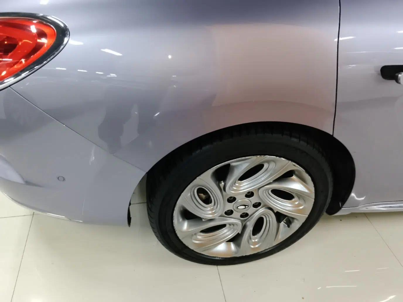ORA Lightning Cat 2022 555 km Luxury Edition — миниатюра 10