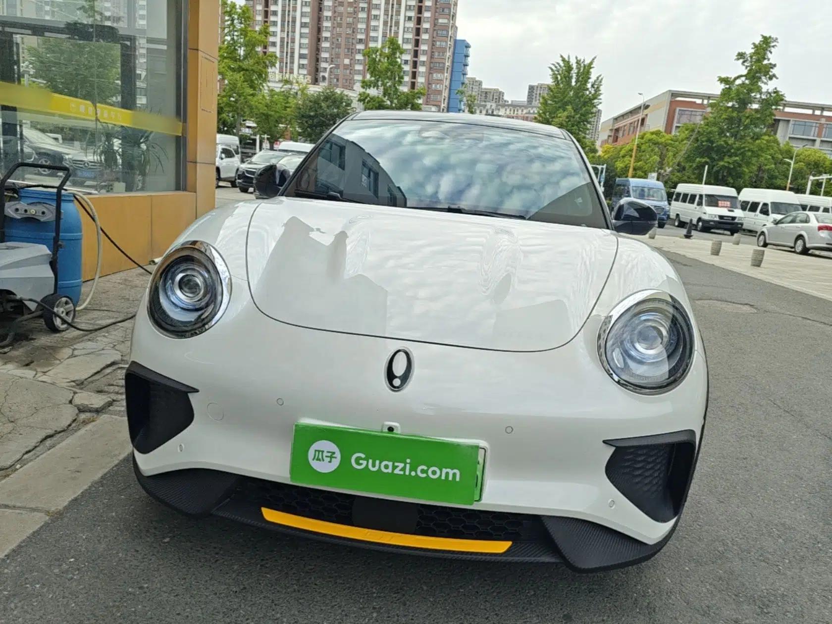 ORA Good Cat GT 2023 Mulan Edition 401km Prestige Version — миниатюра 2