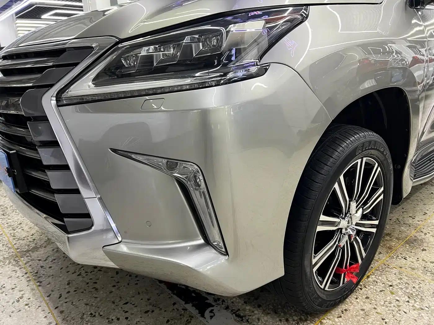 2016 Lexus LX 570 Dynamic Luxury Edition — миниатюра 11