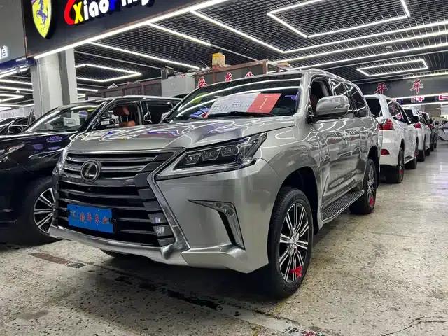 2016 Lexus LX 570 Dynamic Luxury Edition