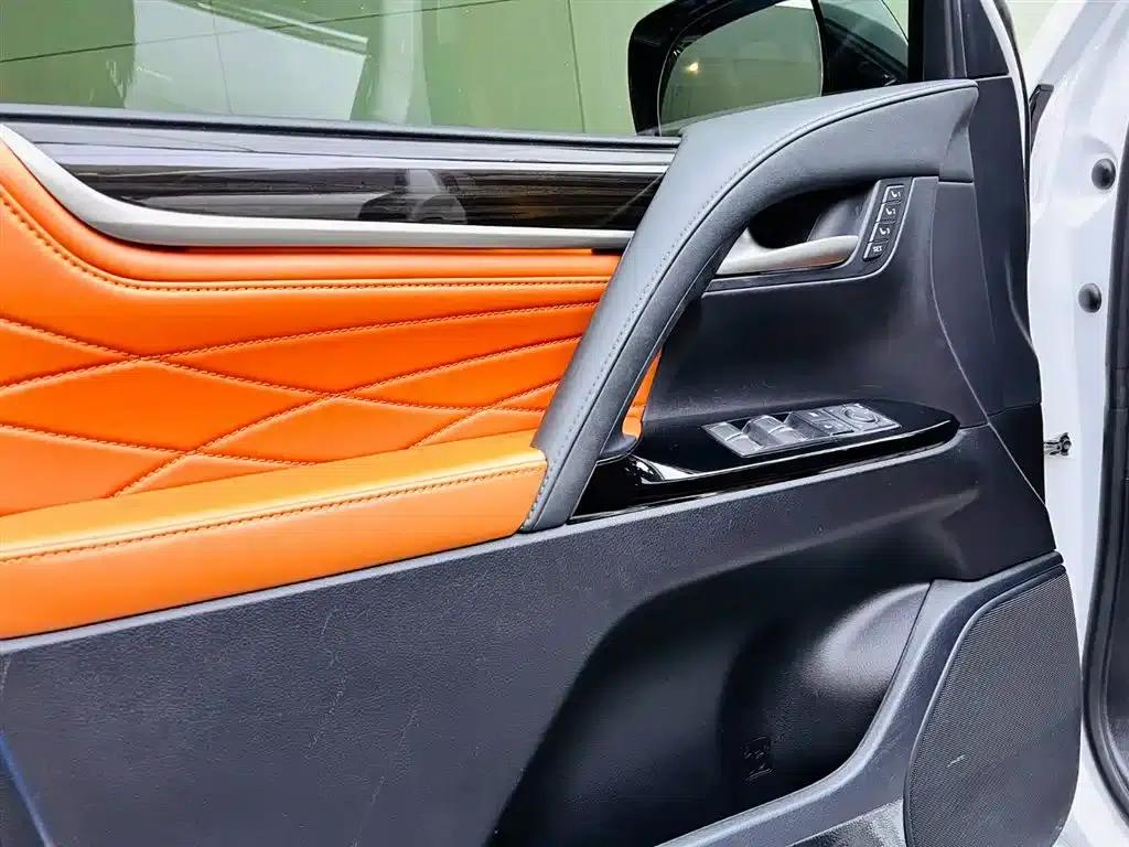 Lexus LX 2019 570 Pinnacle Edition — миниатюра 11