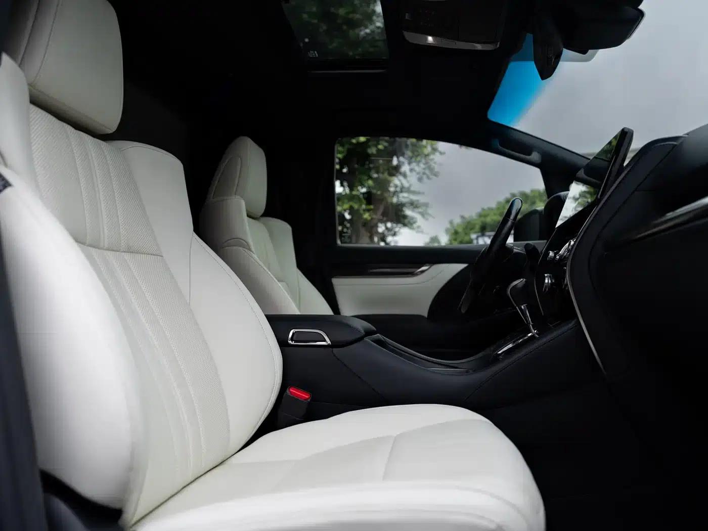 Lexus LM 2020 300h Four-Seat Executive Edition — миниатюра 7