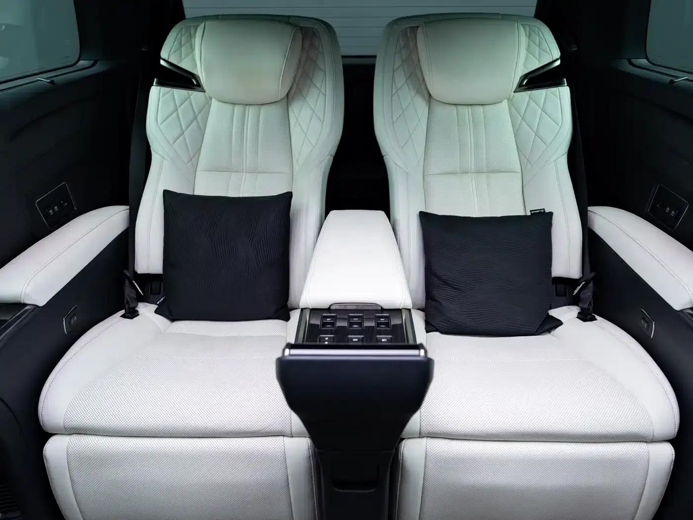 Lexus LM 2020 300h Four-Seat Executive Edition — миниатюра 10