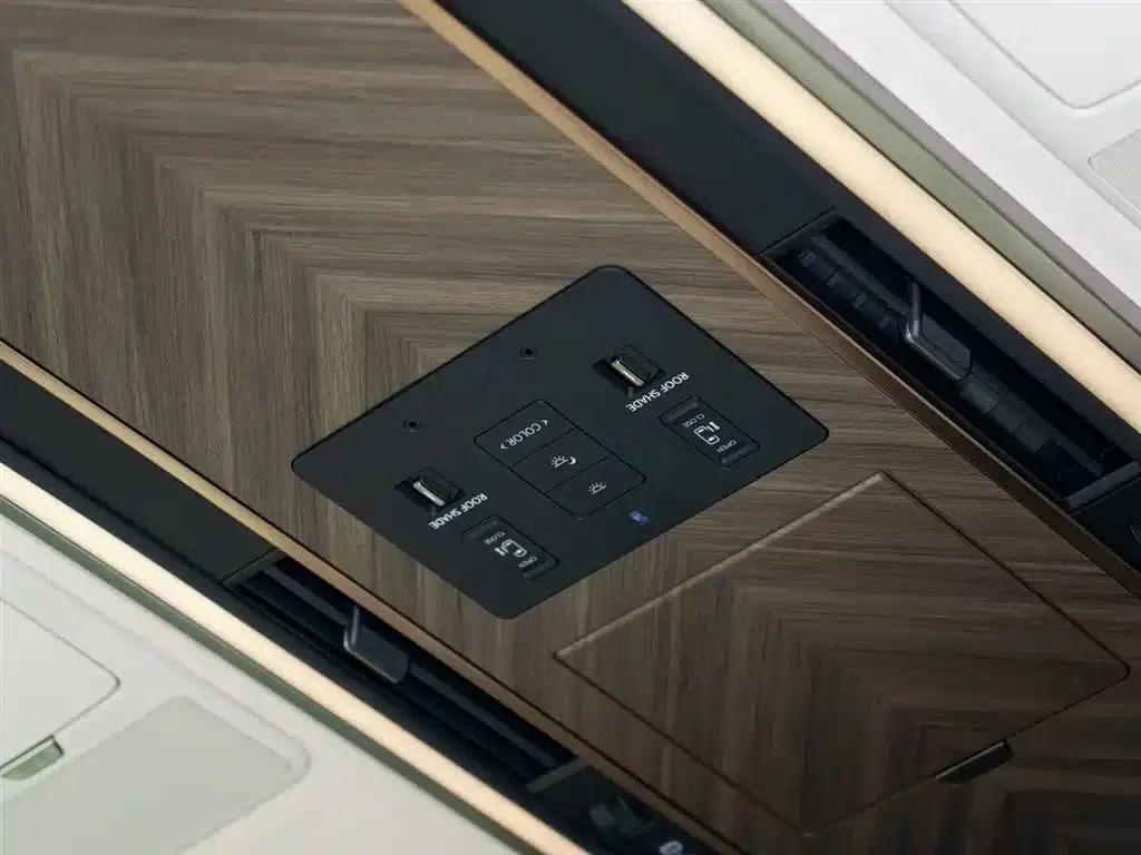 Lexus LM 500h 2025 Four-Seat Executive Edition — миниатюра 15
