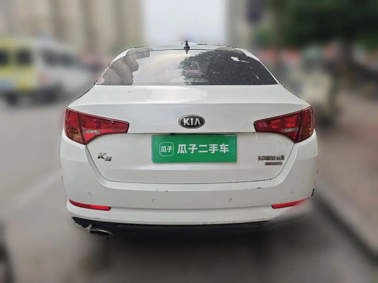 Kia K5 2012 2.0L Automatic DLX — миниатюра 5