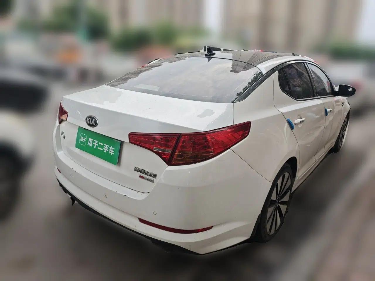 Kia K5 2012 2.0L Automatic DLX — миниатюра 6