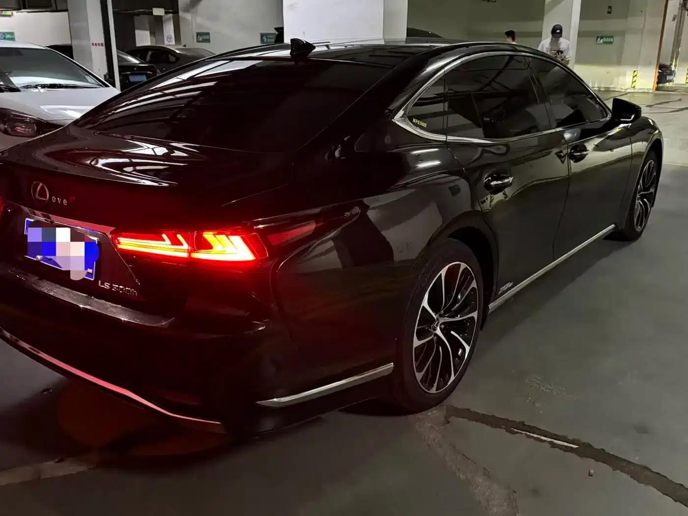 Lexus LS 500h Executive Edition 2021 — миниатюра 8
