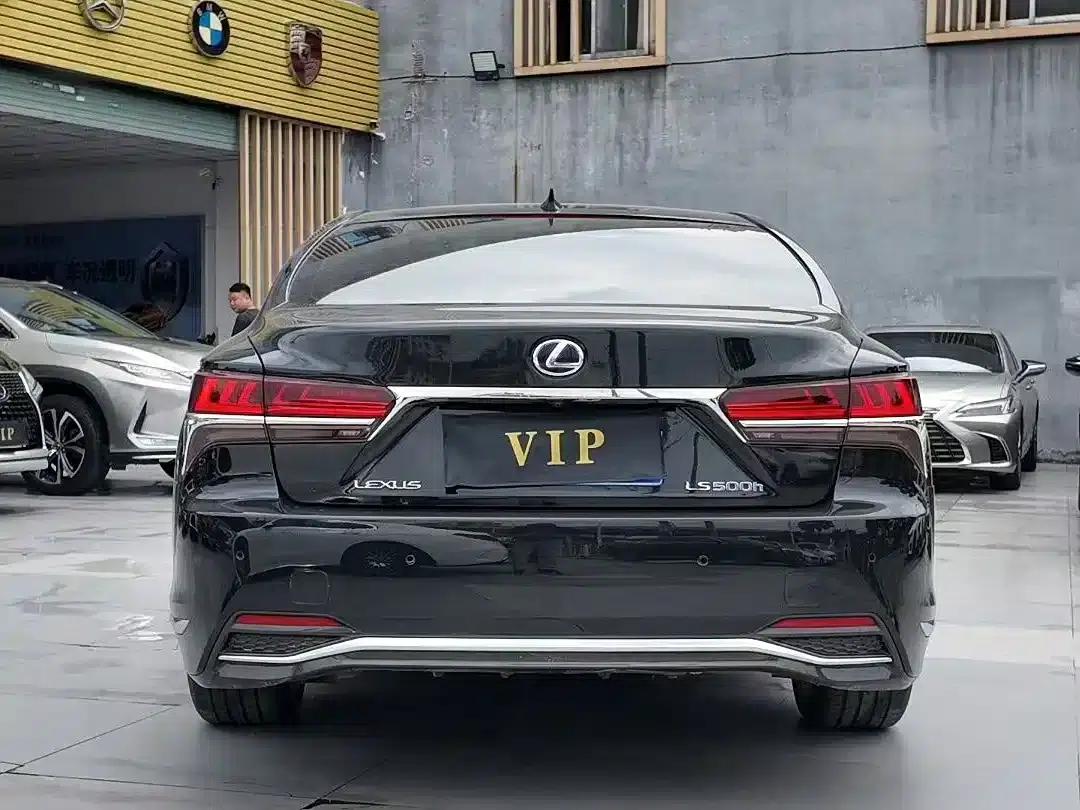 Lexus LS 2018 500h Executive Edition (China V emission standard) — миниатюра 8