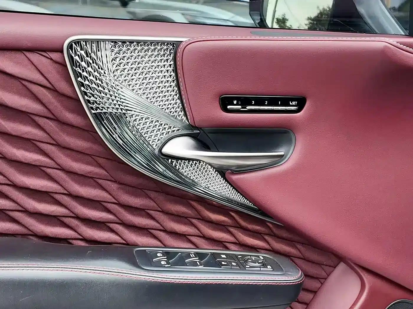 Lexus LS 500h Executive Edition 2021 — миниатюра 3