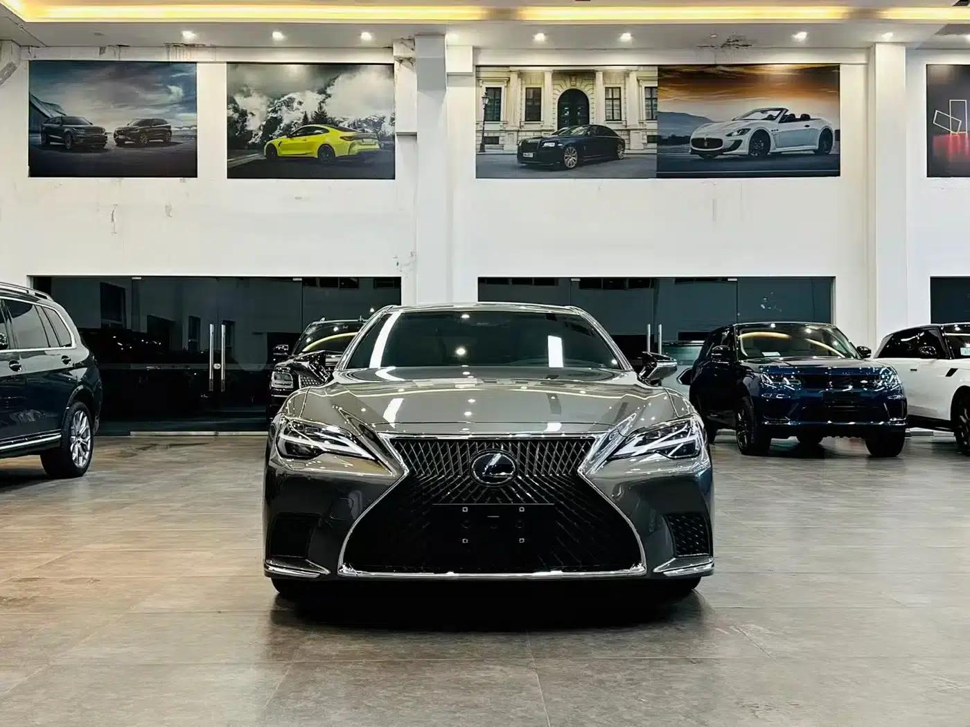 Lexus LS 2021 500h Luxury Edition — миниатюра 2