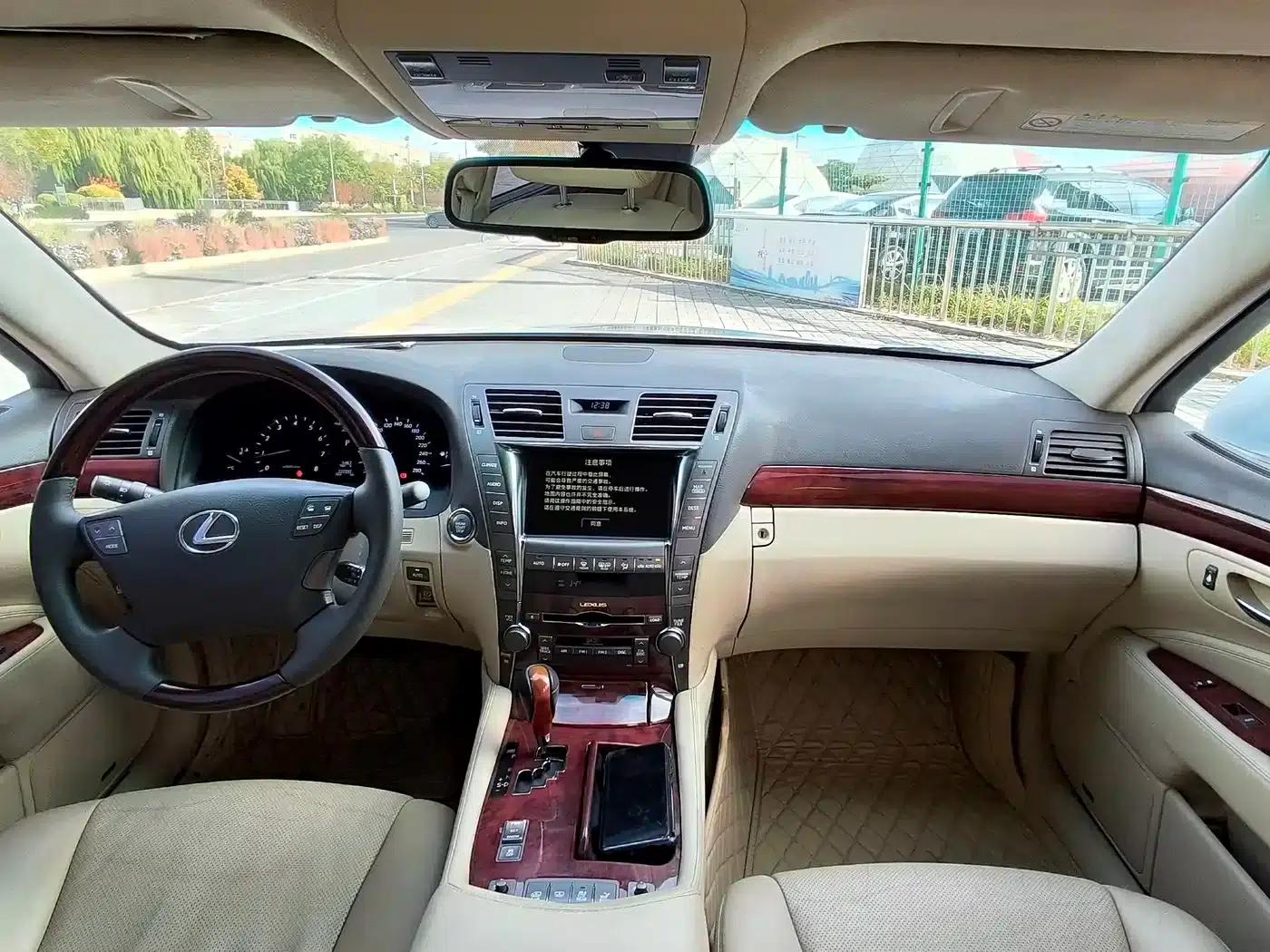Lexus LS 2006 460L — миниатюра 15