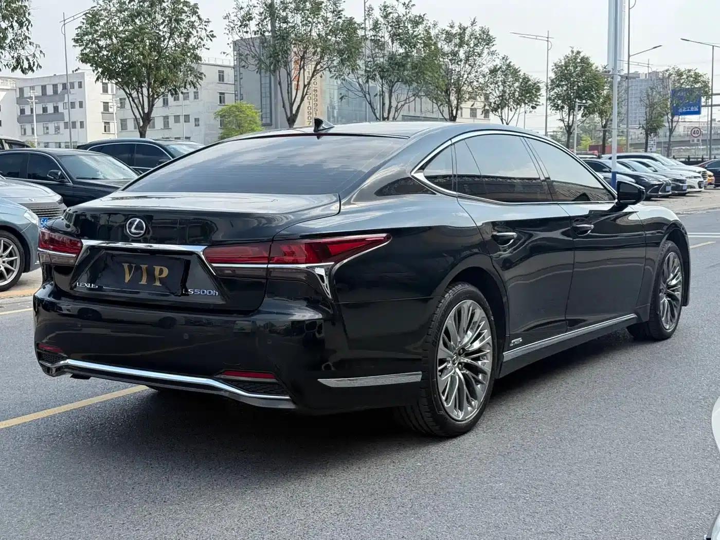 Lexus LS 500h Executive Edition 2021 — миниатюра 9