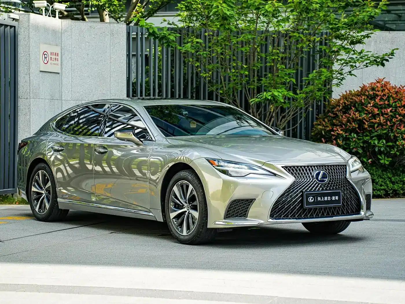 Lexus LS 2021 500h Premium Edition — миниатюра 3