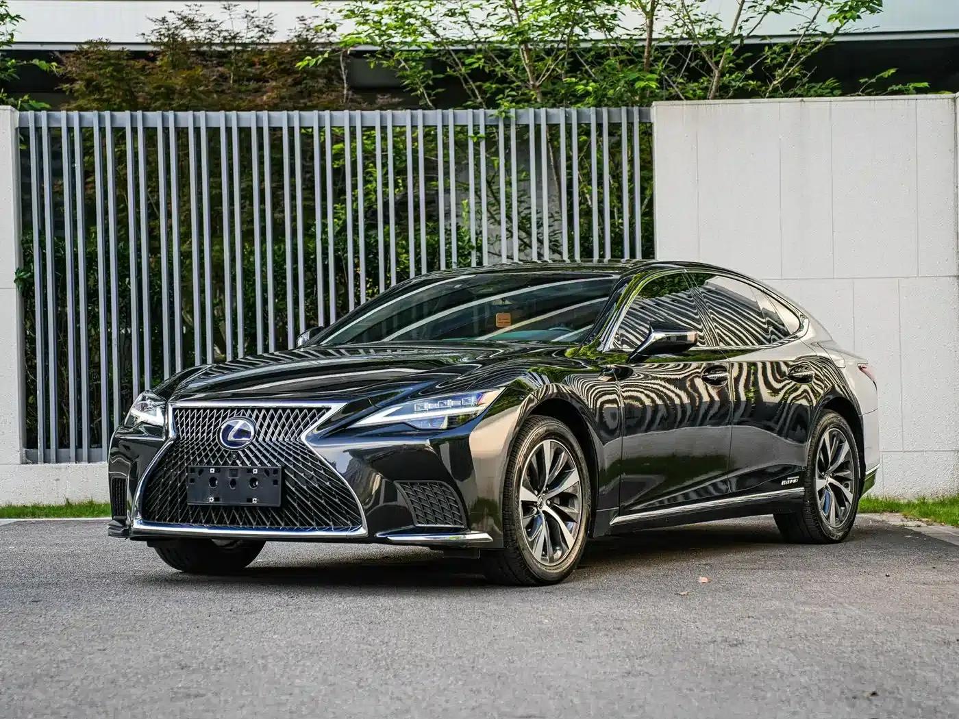 Lexus LS 2021 500h Premium Edition — миниатюра 1