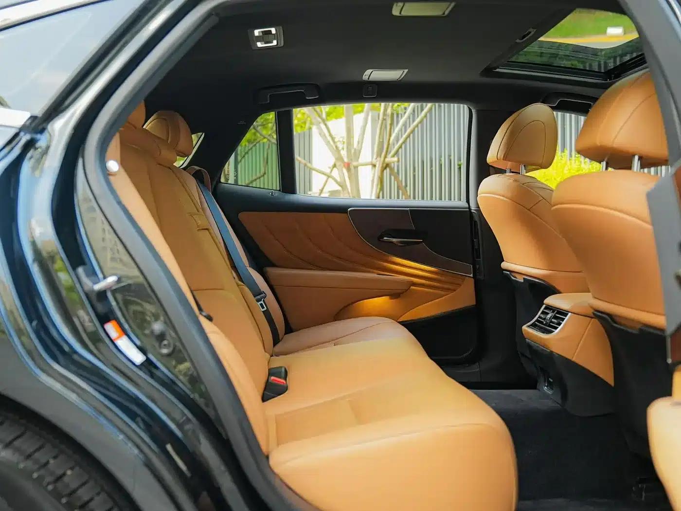 Lexus LS 2021 500h Premium Edition — миниатюра 15