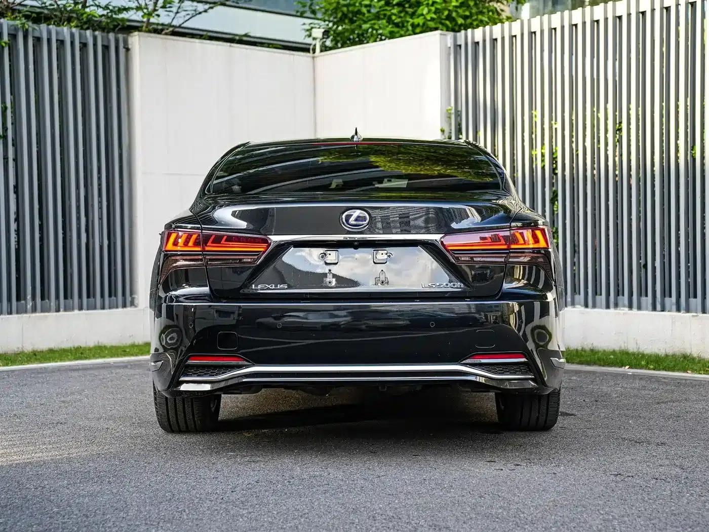 Lexus LS 2021 500h Premium Edition — миниатюра 5