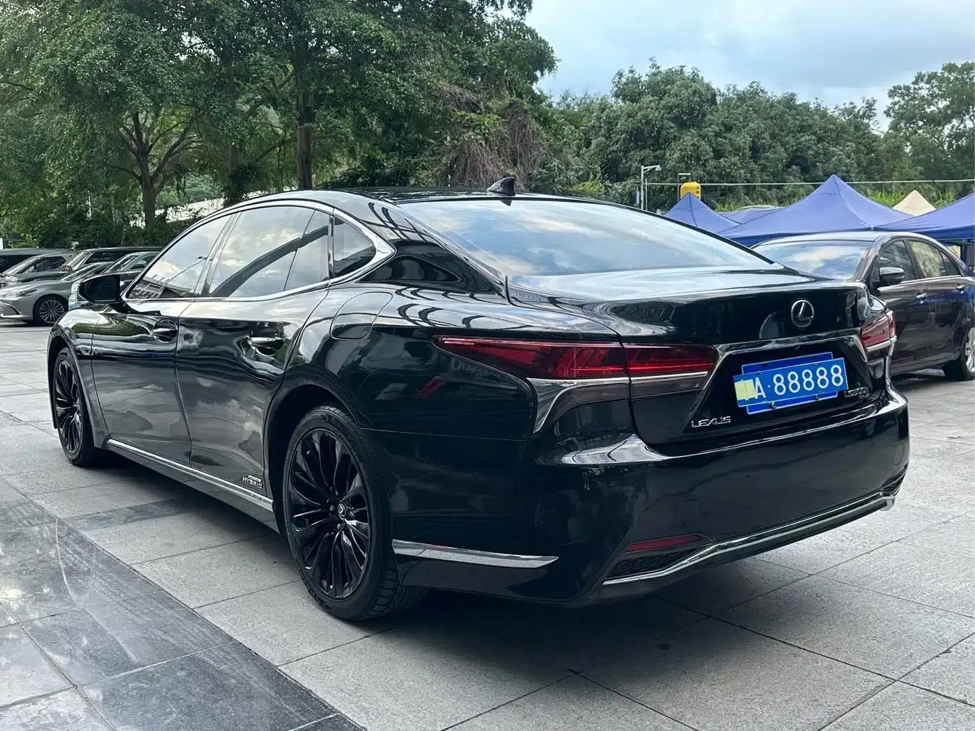 Lexus LS 2018 500h Executive Edition (China V emission standard) — миниатюра 9