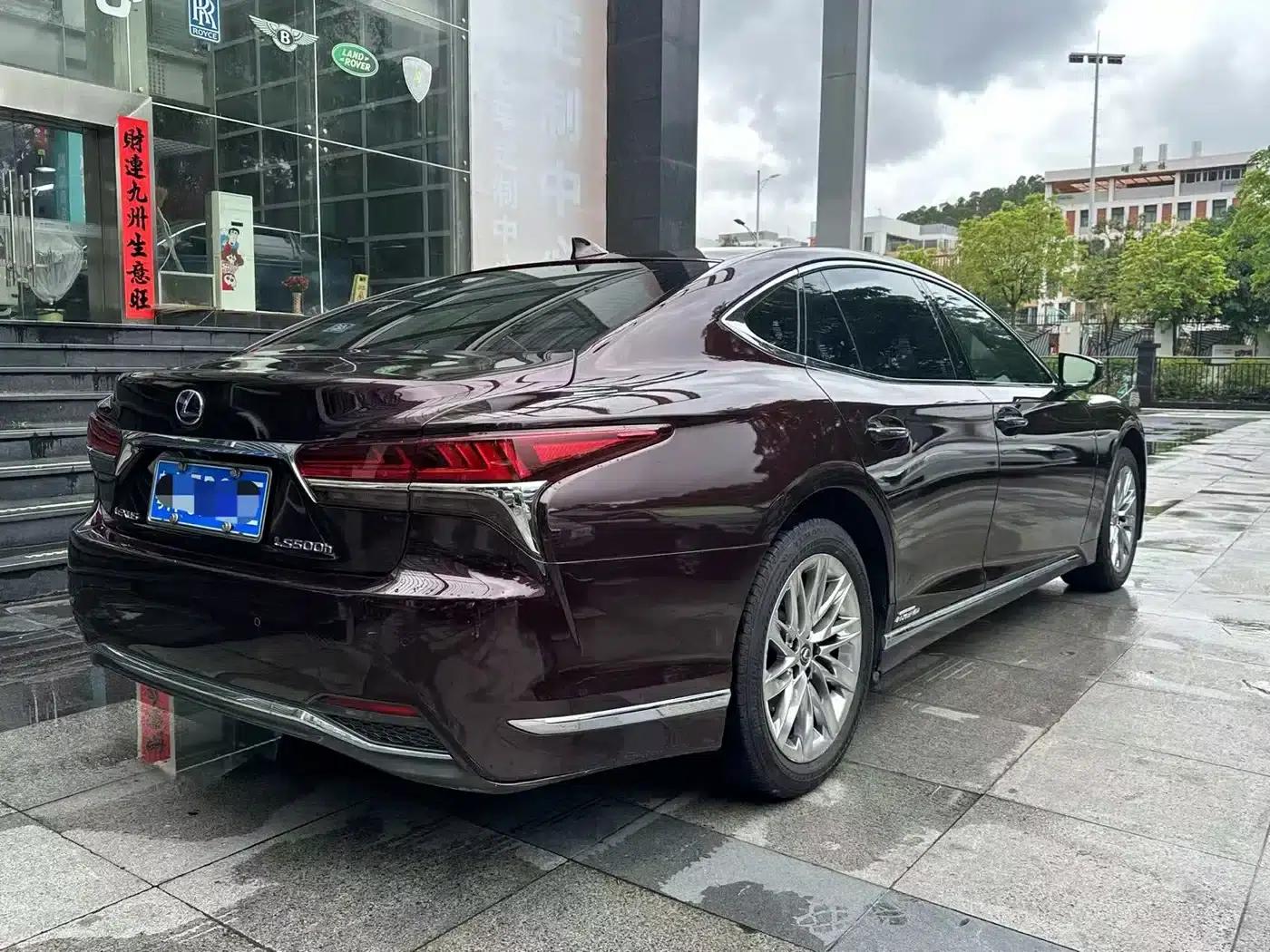 Lexus LS 2018 500h Luxury Edition (China V emission standard) — миниатюра 7