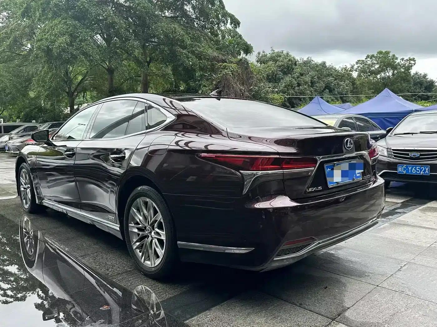 Lexus LS 2018 500h Luxury Edition (China V emission standard) — миниатюра 9