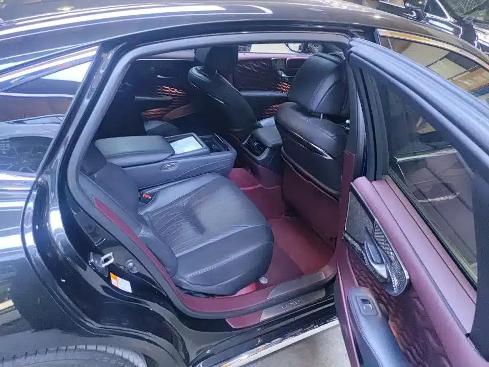 Lexus LS 2023 500h Executive Edition — миниатюра 6