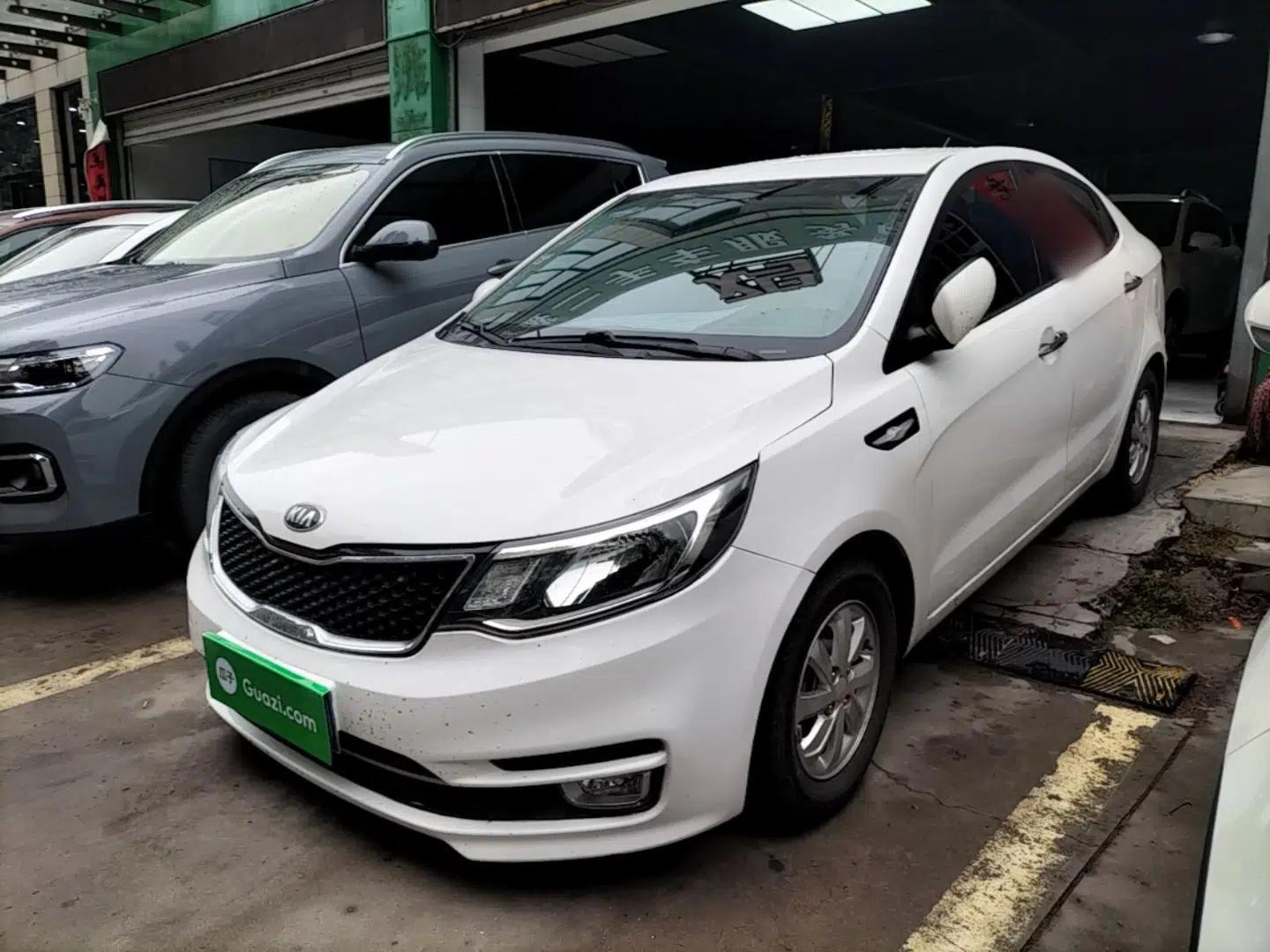 Kia K2 2015 Sedan 1.4L Automatic GLS — миниатюра 1