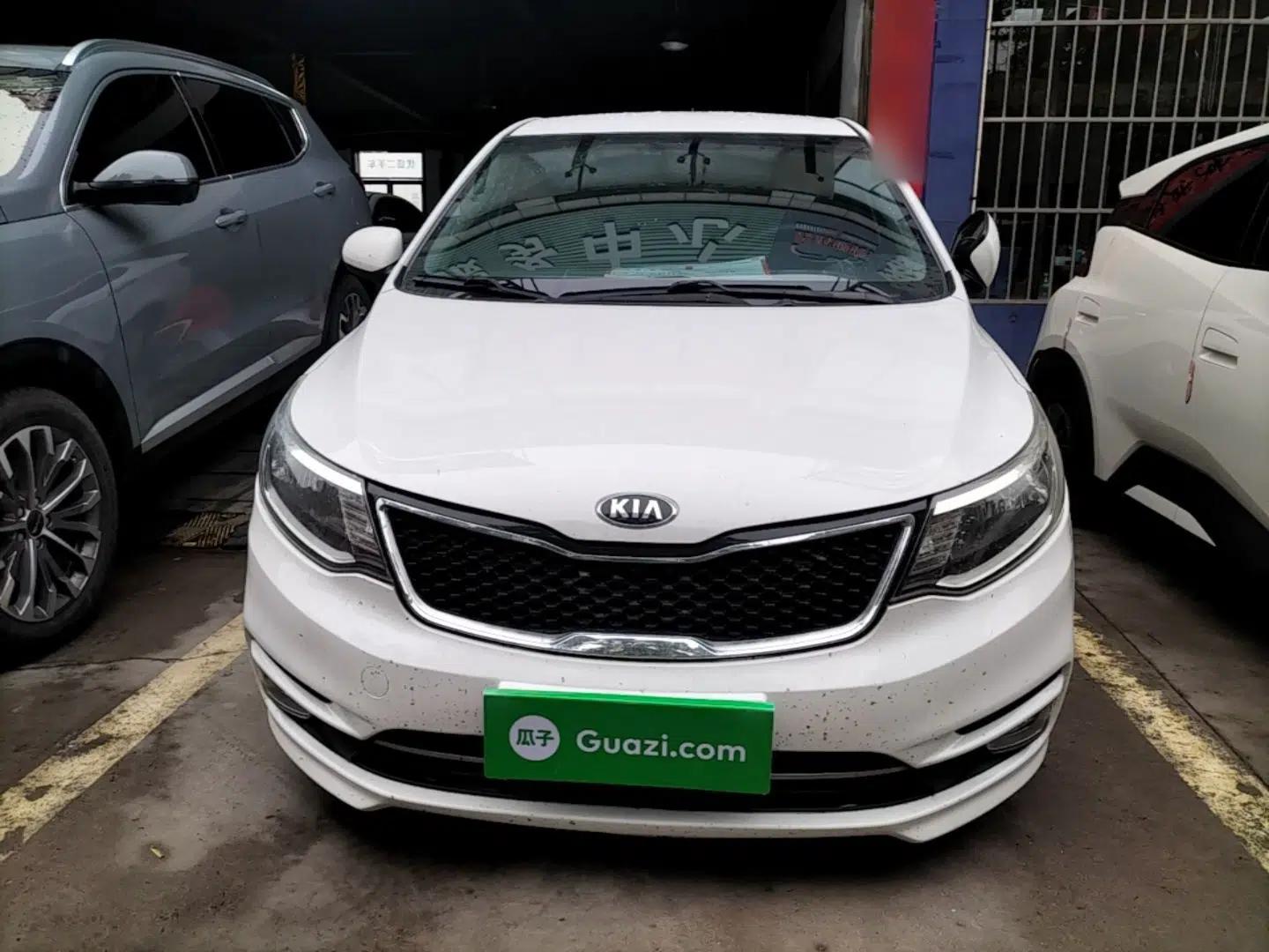 Kia K2 2015 Sedan 1.4L Automatic GLS — миниатюра 2