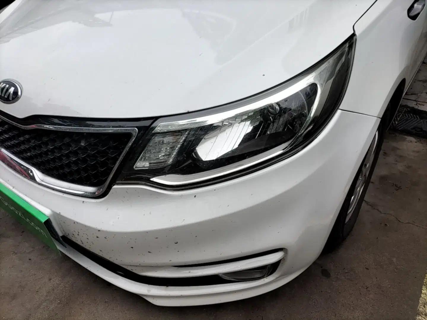 Kia K2 2015 Sedan 1.4L Automatic GLS — миниатюра 9