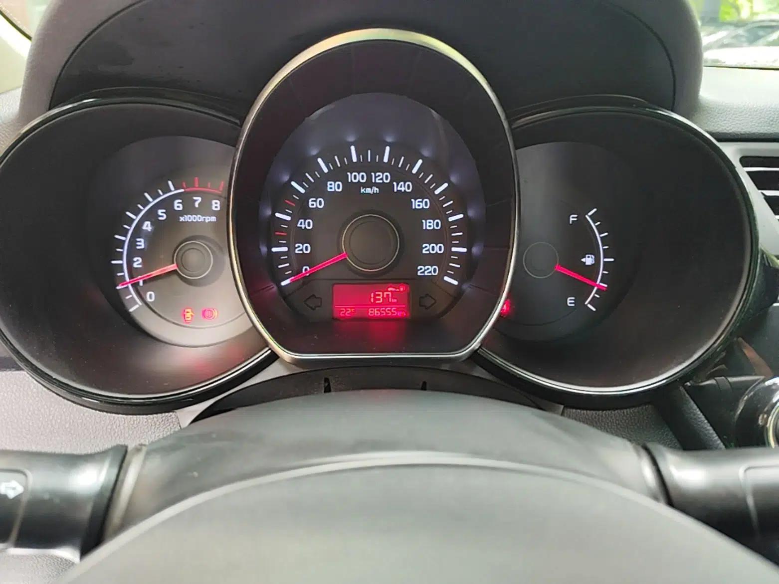 Kia K2 2015 Sedan 1.4L MT GLS — миниатюра 15